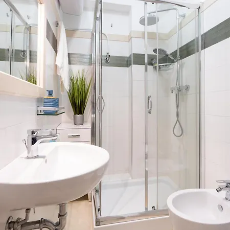 Madagi Beachfront 4*