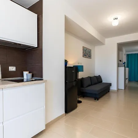 Madagi Beachfront 4*