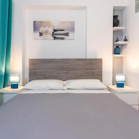 Madagi Beachfront Aparthotel