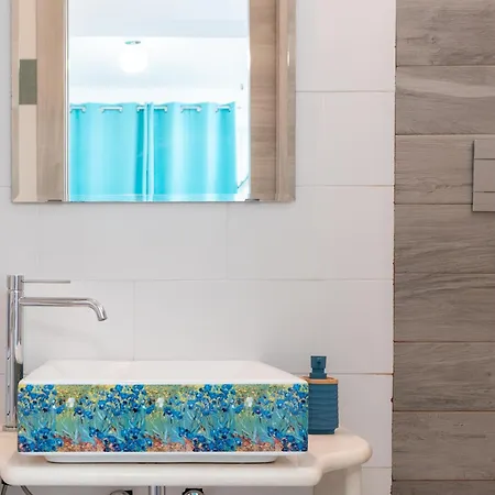 Madagi Beachfront Aparthotel